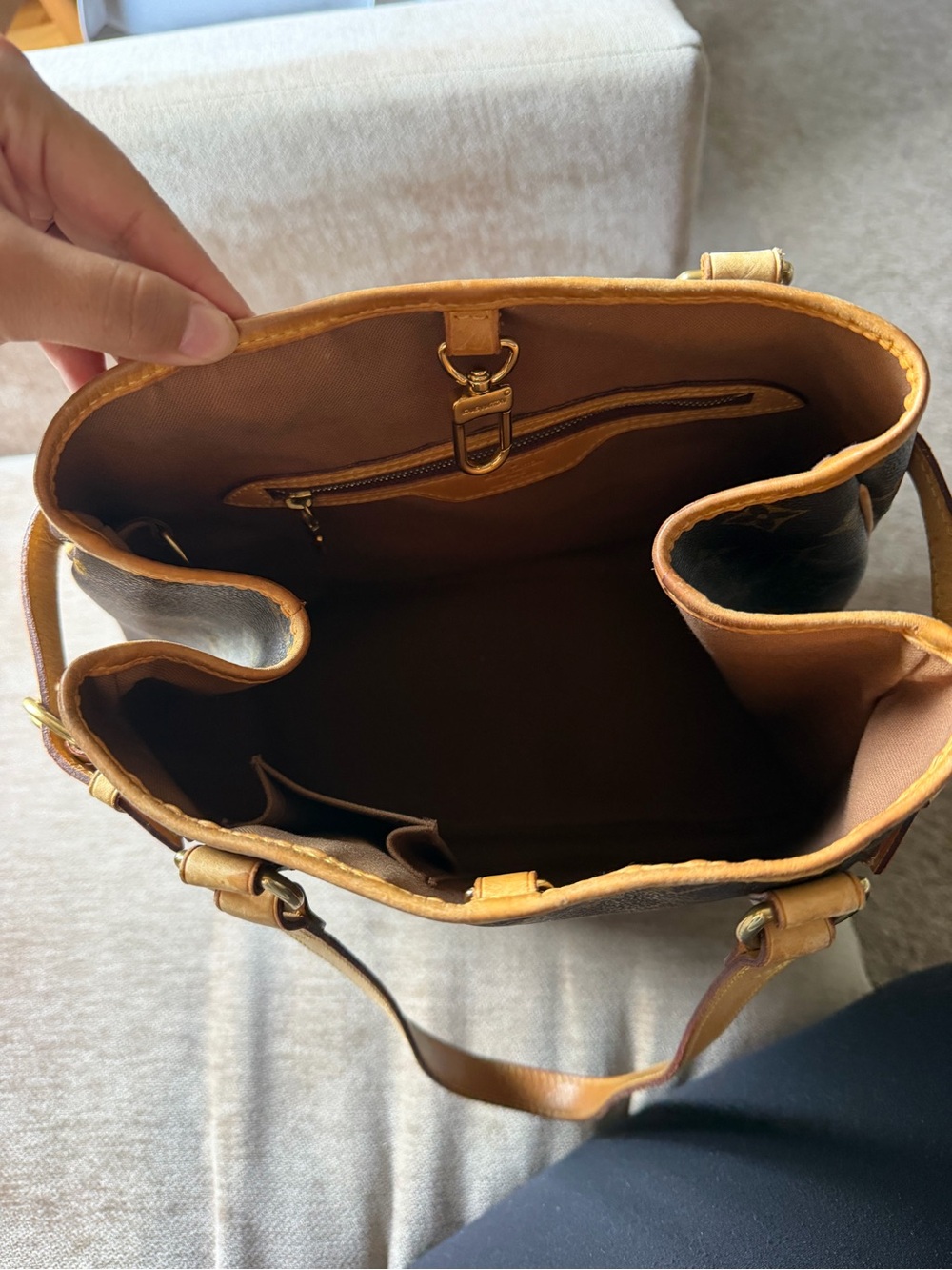 Louis Vuitton Monogram Canvas Shoulder Tote with Tan Trim - Picture 8 of 11